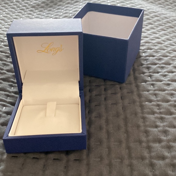 Diamond anniversary band - Picture 6 of 7